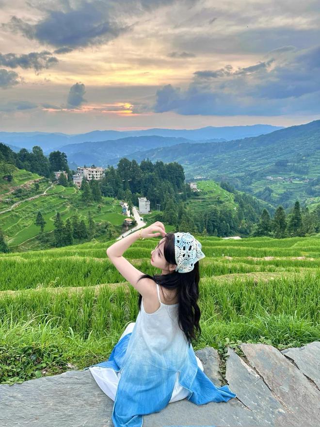 华行程推荐怎么选择贵州旅行社不踩坑千亿平台网站贵阳地接导游安排五天精(图3)