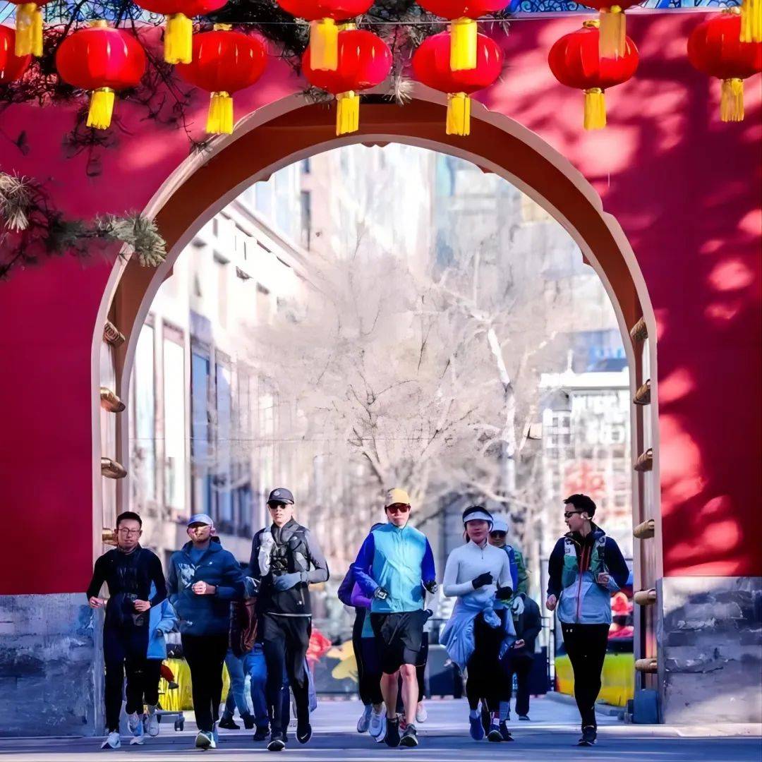 市场的质量与科技竞争qy千亿球友会跑鞋(图2)