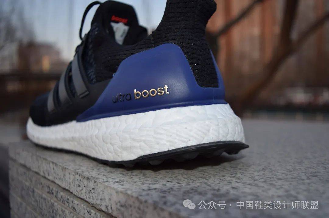 市场的质量与科技竞争qy千亿球友会跑鞋(图4)